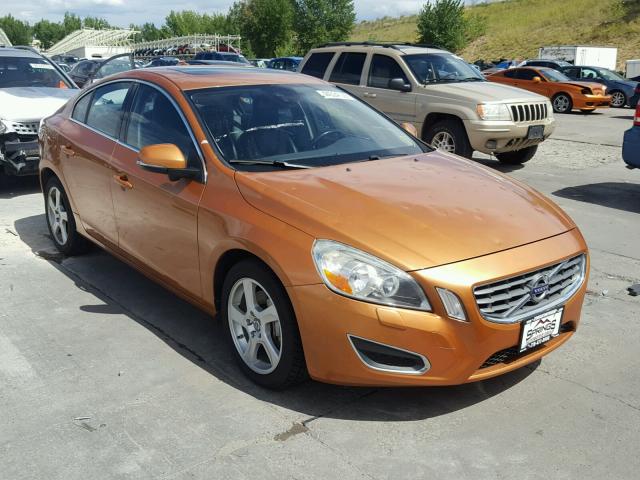 YV1612FS9D2204327 - 2013 VOLVO S60 T5 ORANGE photo 1