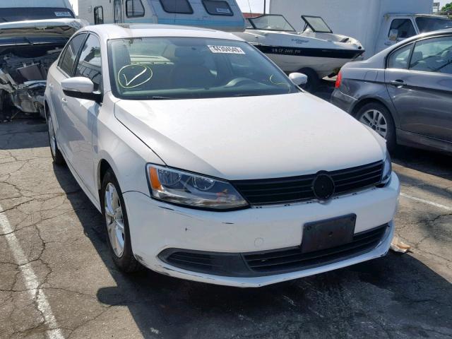 3VWDZ7AJ6BM344890 - 2011 VOLKSWAGEN JETTA SE WHITE photo 1