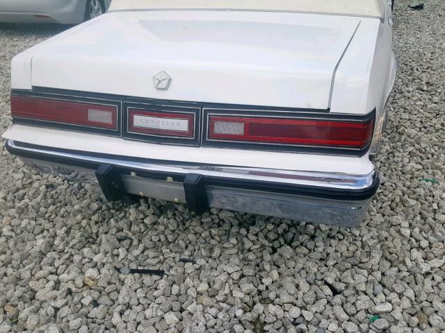 1C3BF66P9EX565560 - 1984 CHRYSLER FIFTH AVEN WHITE photo 9