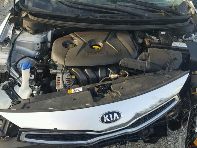 KNAFX6A84E5204482 - 2014 KIA FORTE EX SILVER photo 7