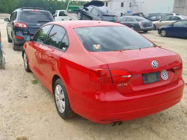 3VW2K7AJ2CM391802 - 2012 VOLKSWAGEN JETTA BASE RED photo 3