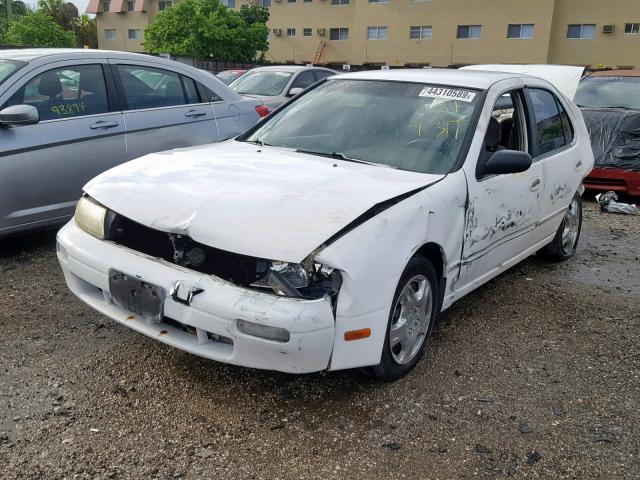 1N4BU31D1TC184129 - 1996 NISSAN ALTIMA XE WHITE photo 2