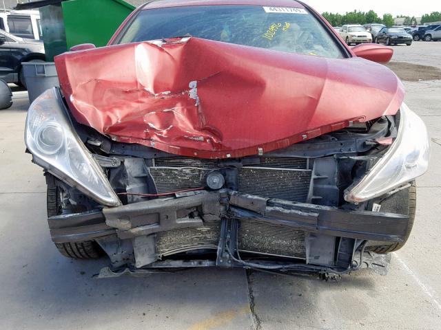 5NPEB4AC3CH488688 - 2012 HYUNDAI SONATA GLS RED photo 9