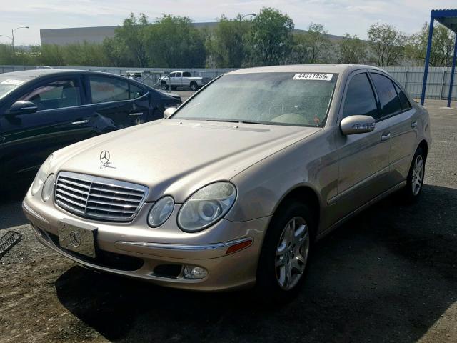 WDBUF65JX4A569960 - 2004 MERCEDES-BENZ E 320 TAN photo 2