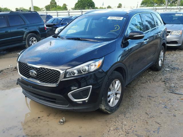 5XYPG4A37HG284713 - 2017 KIA SORENTO LX BLACK photo 2