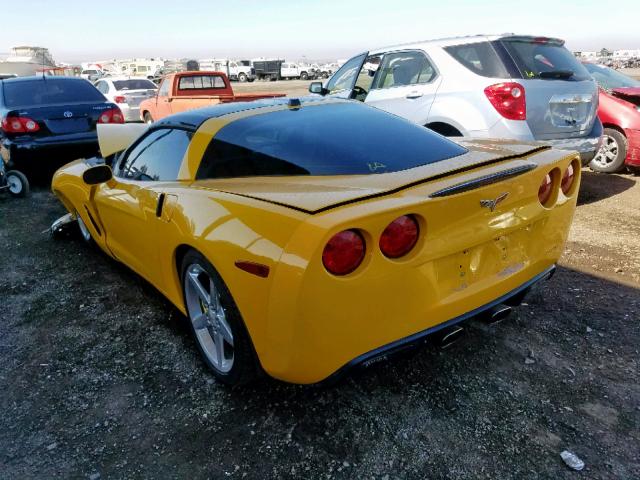 1G1YY24U755107537 - 2005 CHEVROLET CORVETTE YELLOW photo 3