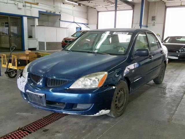 JA3AJ26E35U042306 - 2005 MITSUBISHI LANCER ES BLUE photo 2