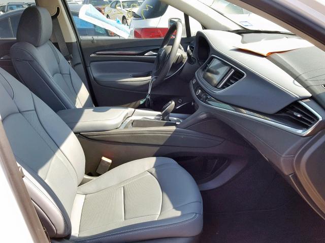 5GAERBKWXKJ255679 - 2019 BUICK ENCLAVE ES WHITE photo 5