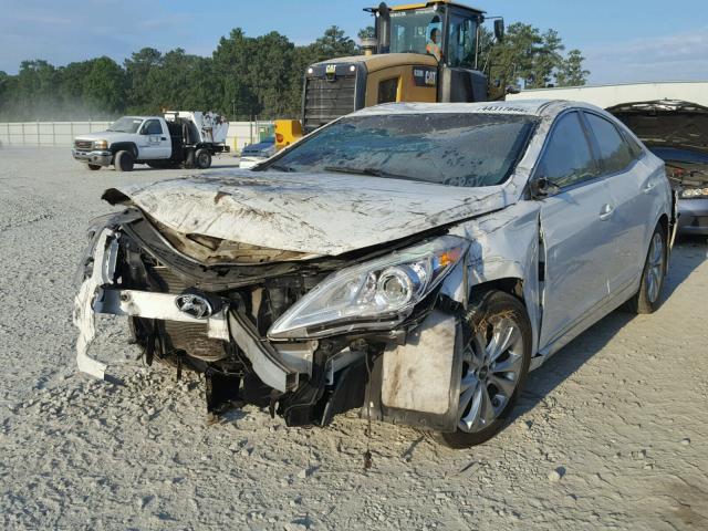 KMHFG4JG7CA184873 - 2012 HYUNDAI AZERA GLS WHITE photo 2