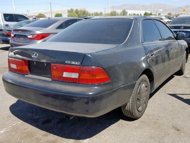 JT8BF22G8V0037591 - 1997 LEXUS ES 300 BLACK photo 4