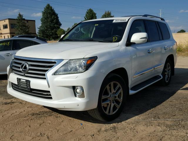 JTJHY7AX9D4097078 - 2013 LEXUS LX 570 WHITE photo 2