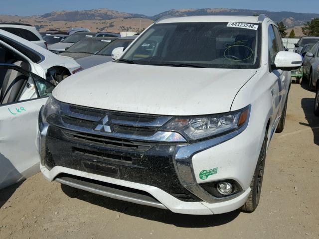 JA4J24A51JZ029451 - 2018 MITSUBISHI OUTLANDER WHITE photo 2