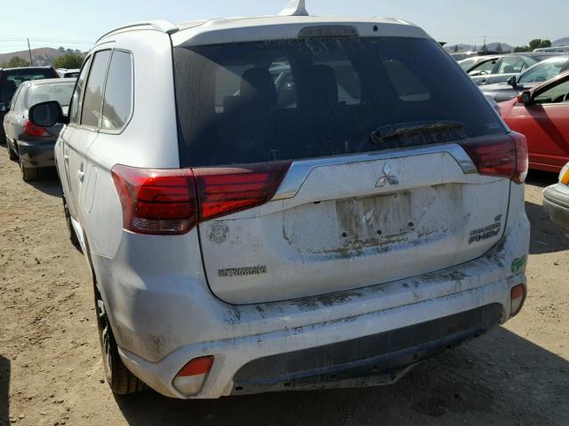 JA4J24A51JZ029451 - 2018 MITSUBISHI OUTLANDER WHITE photo 3