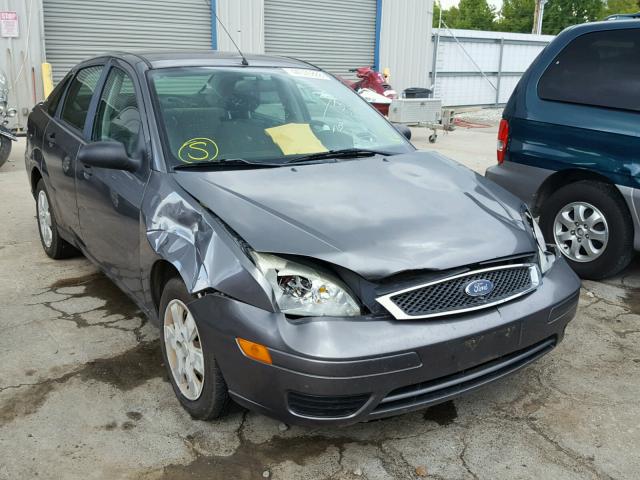 1FAFP34N66W179220 - 2006 FORD FOCUS ZX4 GRAY photo 1