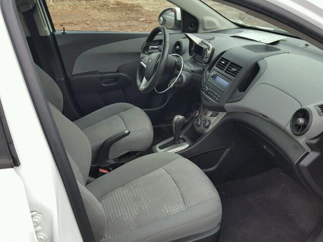1G1JA6SH5C4146522 - 2012 CHEVROLET SONIC LS 白色 照片 5