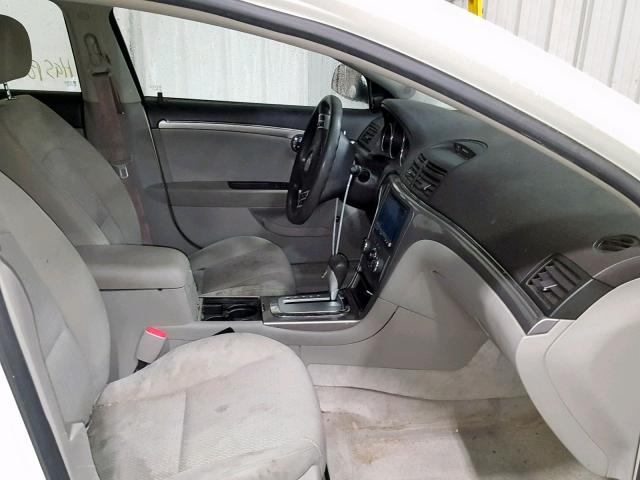 1G8ZS57N17F176752 - 2007 SATURN AURA XE WHITE photo 5