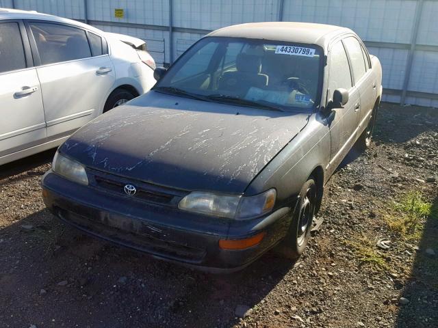 1NXBB02E5VZ606112 - 1997 TOYOTA COROLLA DX GREEN photo 2