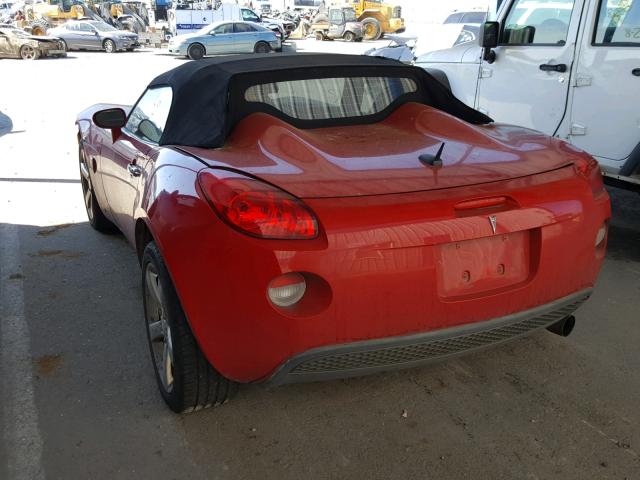 1G2MC35B08Y132987 - 2008 PONTIAC SOLSTICE RED photo 3