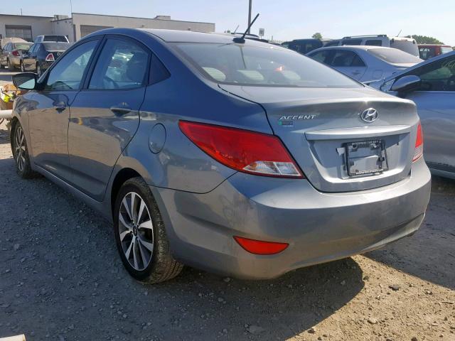 KMHCT4AE5HU359866 - 2017 HYUNDAI ACCENT SE SILVER photo 3