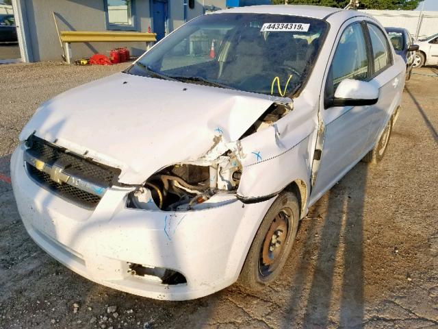 KL1TD5DE3AB123051 - 2010 CHEVROLET AVEO LS WHITE photo 2