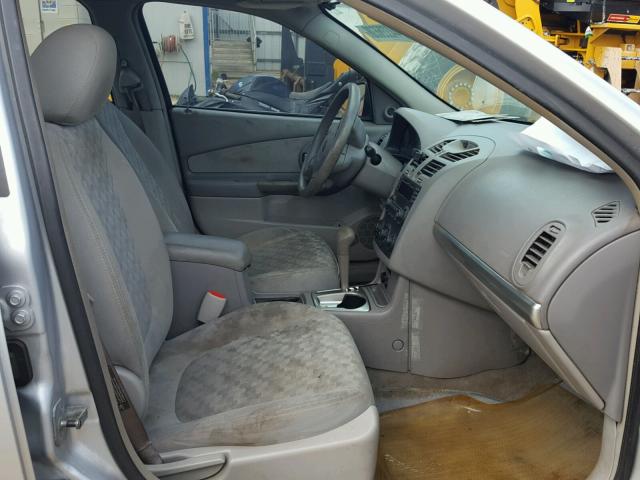 1G1ZT52835F274577 - 2005 CHEVROLET MALIBU LS Gümüş foto 5