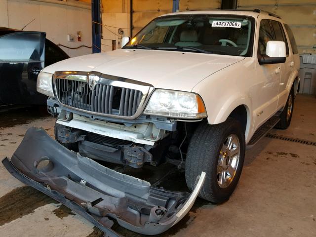 5LMEU68H04ZJ08698 - 2004 LINCOLN AVIATOR 白色 照片 2
