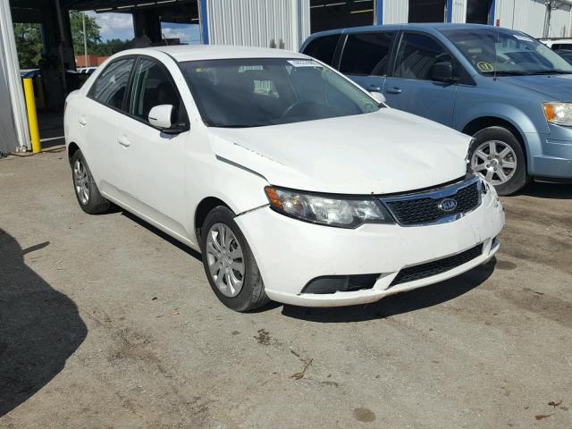 KNAFU4A21B5382516 - 2011 KIA FORTE EX WHITE photo 1