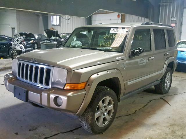 1J8HG58N56C302864 - 2006 JEEP COMMANDER TAN photo 2