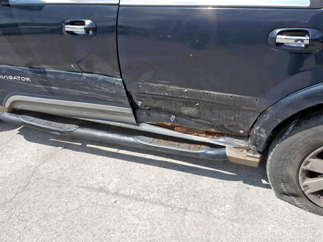 5LMFU28R23LJ29706 - 2003 LINCOLN NAVIGATOR შავი ფოტო 9