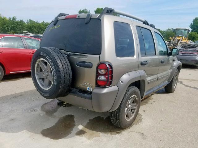 1J4GL38K85W563812 - 2005 JEEP LIBERTY RE GOLD photo 4