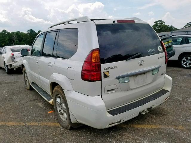 JTJBT20X440052002 - 2004 LEXUS GX 470 WHITE photo 3