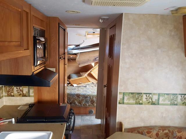 1UJBJ02P071JN0386 - 2007 JAYCO JAYFEATHER  WHITE photo 5