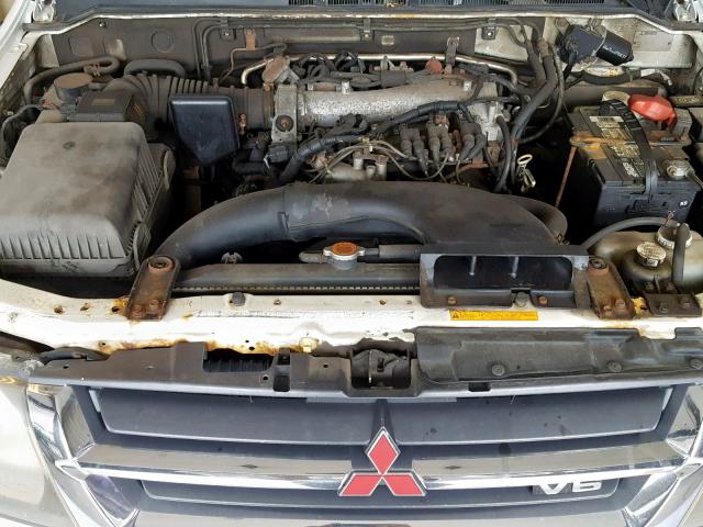 JA4MW51R61J003212 - 2001 MITSUBISHI MONTERO LI WHITE photo 7