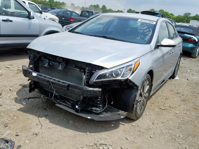 5NPE34AF4FH115560 - 2015 HYUNDAI SONATA SPO SILVER photo 2