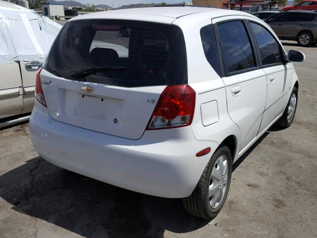 KL1TD66648B107415 - 2008 CHEVROLET AVEO BASE Ақ фото 4