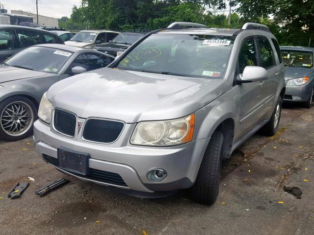 2CKDL63F976022875 - 2007 PONTIAC TORRENT SILVER photo 2