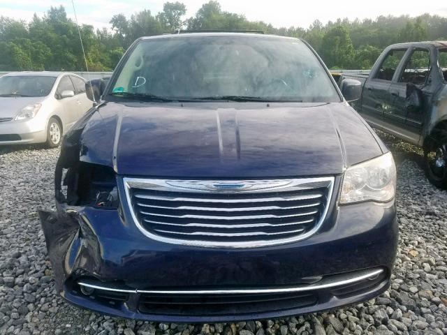 2C4RC1BG4CR389850 - 2012 CHRYSLER TOWN & COU BLUE photo 10