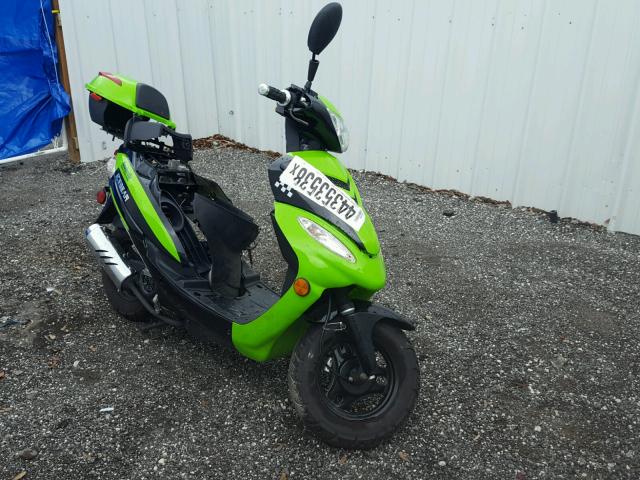 LL0TCAPH6JY120108 - 2018 YONG SCOOTER GREEN photo 1