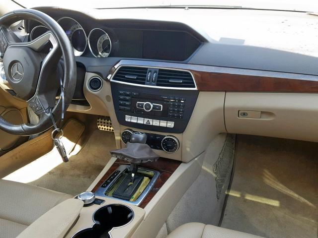 WDDGF8AB7DR252900 - 2013 MERCEDES-BENZ C 300 4MAT WHITE photo 9