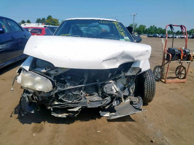 1Y1SK5367PZ025253 - 1993 GEO PRIZM BASE WHITE photo 9