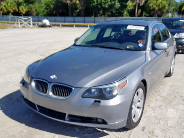 WBANF33576CS35822 - 2006 BMW 525 XI GRAY photo 2