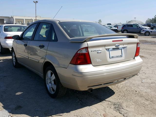 1FAHP34N37W171456 - 2007 FORD FOCUS ZX4 GOLD photo 3