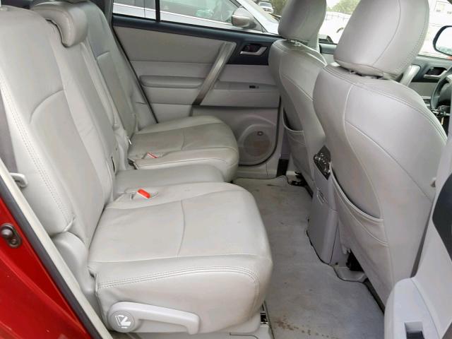 JTEES43A382033758 - 2008 TOYOTA HIGHLANDER RED photo 6