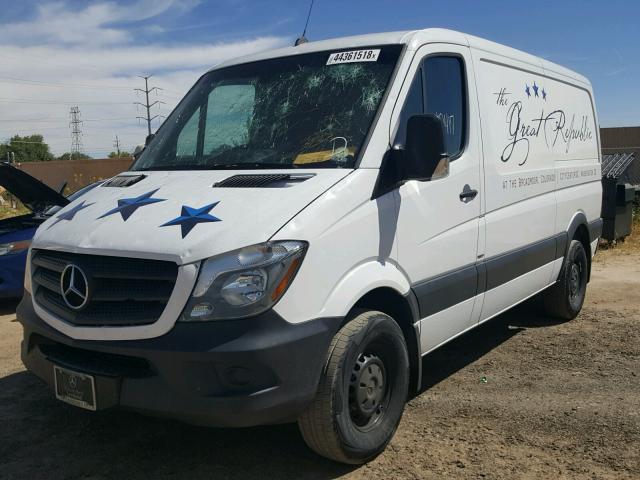 WD3PE7DD4GP274447 - 2016 MERCEDES-BENZ SPRINTER 2 WHITE photo 2