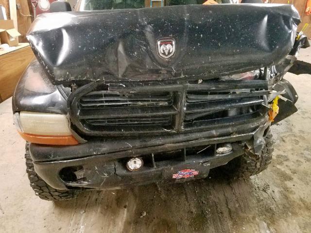 1B7GG22Y2XS172392 - 1999 DODGE DAKOTA BLACK photo 7