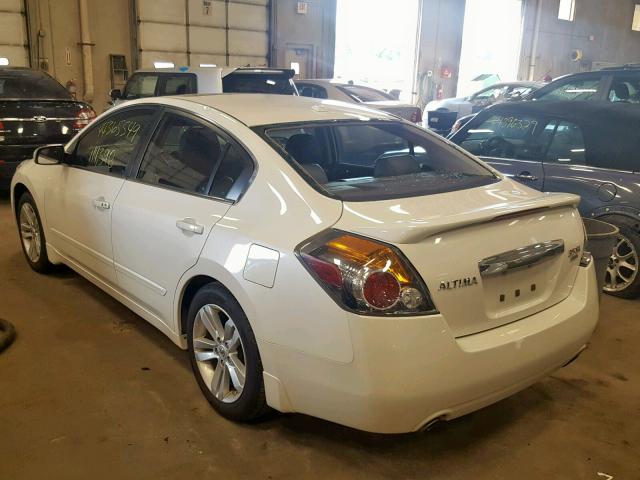 1N4BL2AP1AN471589 - 2010 NISSAN ALTIMA SR WHITE photo 3