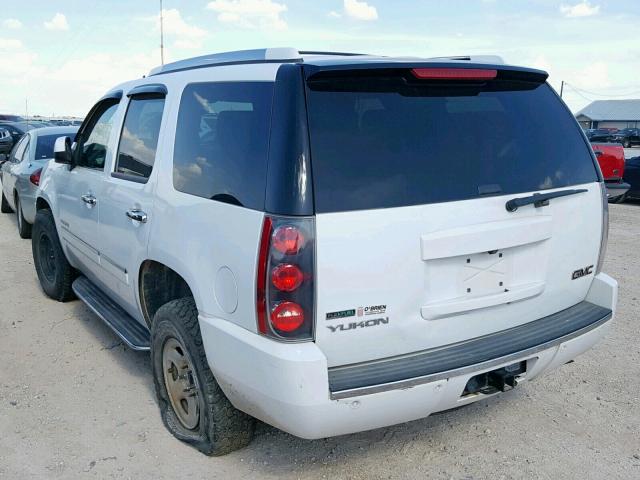 1GKS2EEFXBR171936 - 2011 GMC YUKON DENA WHITE photo 3