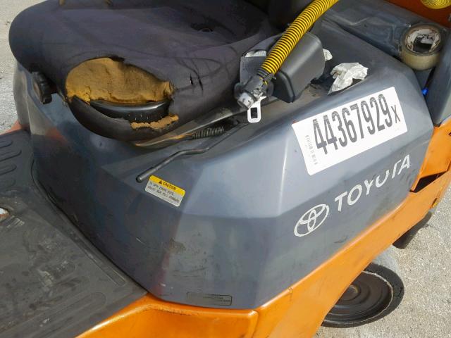 85425 - 2004 TOYOTA FORKLIFT ORANGE photo 7