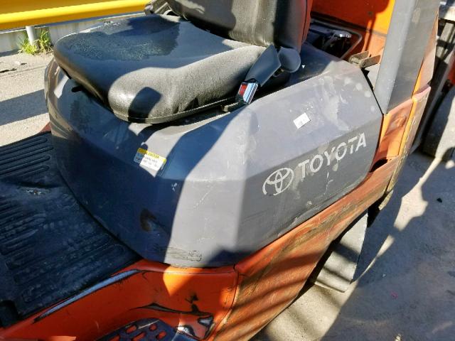 75788 - 2002 TOYOTA FORKLIFT ORANGE photo 7