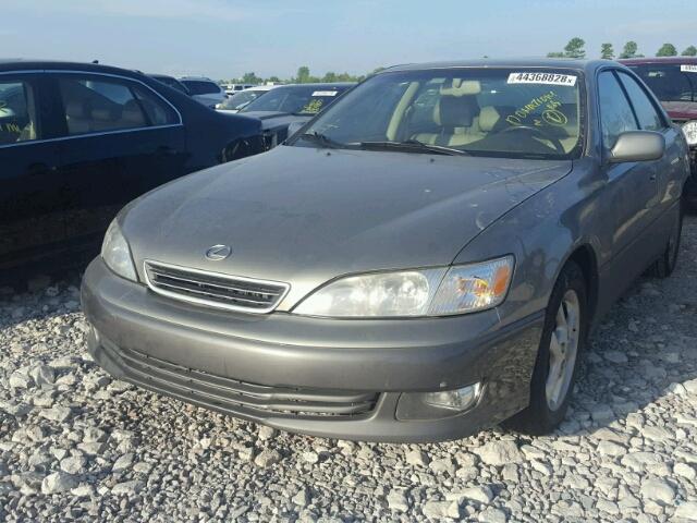 JT8BF28G3Y0271939 - 2000 LEXUS ES 300 TAN photo 2